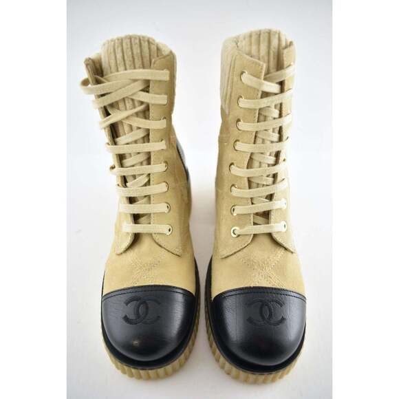 Chanel 20B Beige Black Quilted CC Platform Combat Lace Up Ankle Short Boot 35 - Picture 3 of 10